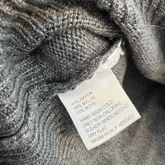 Loft Women's gray cowl neck sweater Size M - Picture 11 of 11